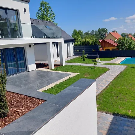 شقة Silver Gold Anka